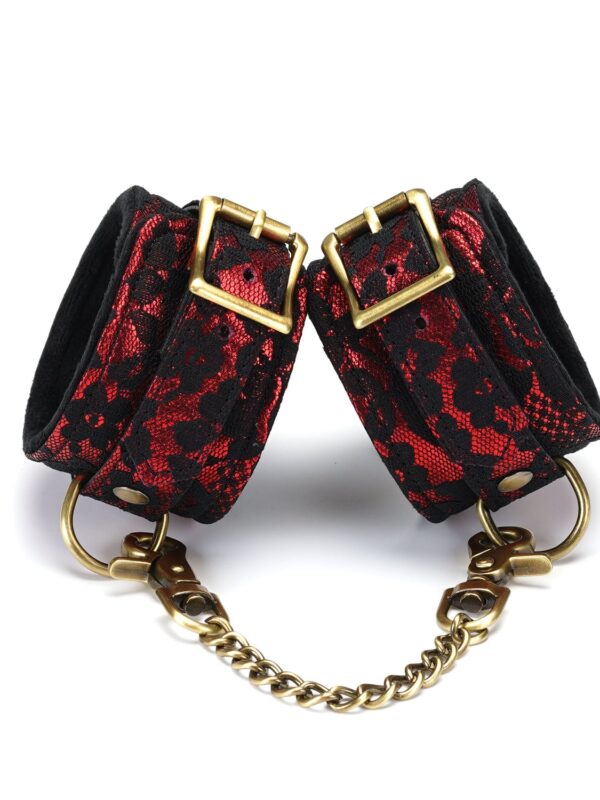 Liebe Seele – Victorian Garden Lace And Velvet Ankle Cuffs käerauad
