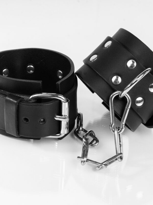 Whips – Primal Bond Classic Black käerauad